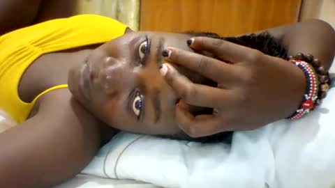 Snapshot of zainxxxx chatting on 02-12-25, 08:06 zainxxxx online show from 02-12-25, 08:06