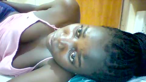 Snapshot of zainxxxx chatting on 03-04-25, 10:27 zainxxxx online show from 03-04-25, 10:27