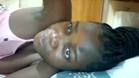 Snapshot of zainxxxx chatting on 03-05-25, 08:00 zainxxxx online show from 03-05-25, 08:00