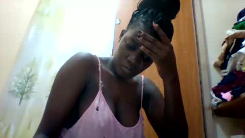 Snapshot of zainxxxx chatting on 03-06-25, 12:09 zainxxxx online show from 03-06-25, 12:09