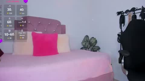 Zaira  online show from 07-10-26, 05:01