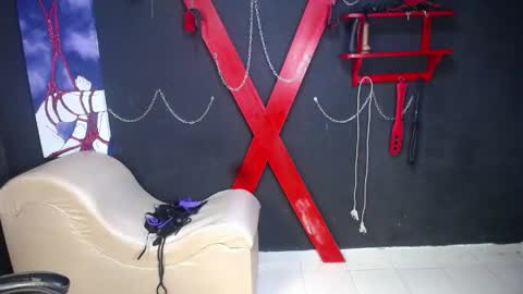 zalommee online show from 04-23-26, 01:46