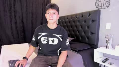 Samuel online show from 07-11-26, 07:27