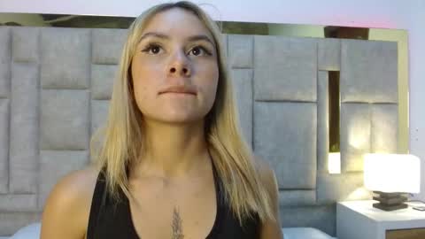 Snapshot of zamahara_rodriguez chatting on 01-18-26, 07:39 Zamahara online show from 01-18-26, 07:39