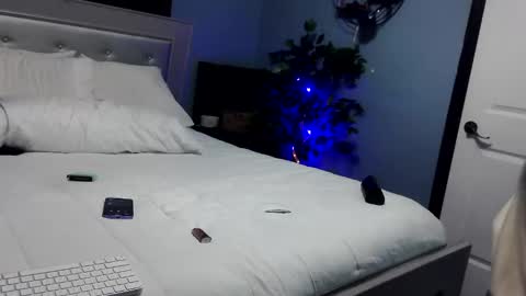 Snapshot of zamoraedii1994 chatting on 01-20-25, 01:39 Edii online show from 01-20-25, 01:39