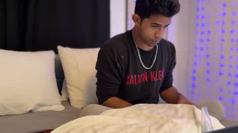 Snapshot of zamoraedii1994 chatting on 12-16-25, 02:49 Edii online show from 12-16-25, 02:49