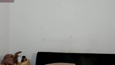 Snapshot of zane_lux chatting on 11-30-25, 02:21 Zane Lux online show from 11-30-25, 02:21