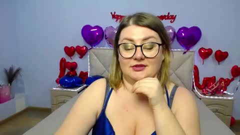 Snapshot of zannadreil chatting on 02-17-25, 11:20 zannadreil online show from 02-17-25, 11:20