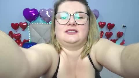 Snapshot of zannadreil chatting on 02-24-25, 05:11 zannadreil online show from 02-24-25, 05:11