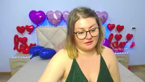 Snapshot of zannadreil chatting on 02-25-25, 01:30 zannadreil online show from 02-25-25, 01:30