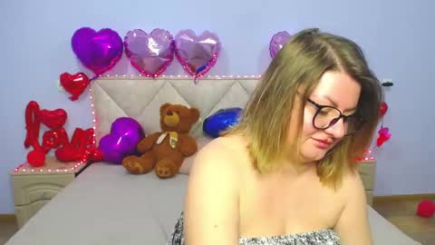 Snapshot of zannadreil chatting on 02-28-25, 01:26 zannadreil online show from 02-28-25, 01:26