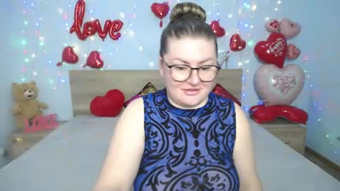 Snapshot of zannadreil chatting on 03-06-25, 06:19 zannadreil online show from 03-06-25, 06:19