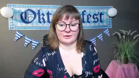 Snapshot of zannadreil chatting on 10-10-25, 07:02 zannadreil online show from 10-10-25, 07:02