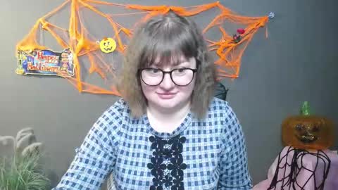 Snapshot of zannadreil chatting on 10-31-25, 07:26 zannadreil online show from 10-31-25, 07:26