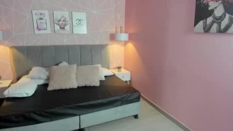 Zara Sweet  online show from 12-20-25, 01:40