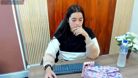 Zara online show from 09-22-25, 12:40