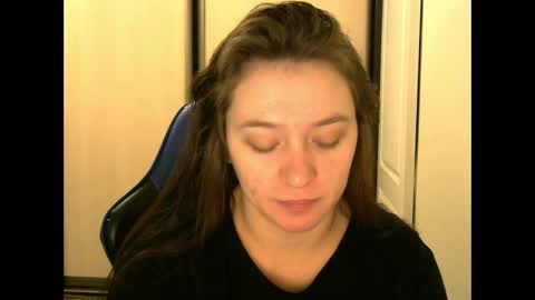 Snapshot of zara_golden chatting on 01-11-25, 05:10 chaturcum online show from 01-11-25, 05:10