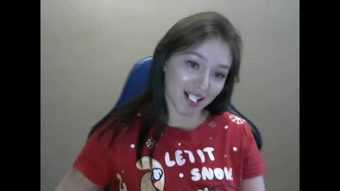 Snapshot of zara_golden chatting on 01-30-25, 10:40 chaturcum online show from 01-30-25, 10:40