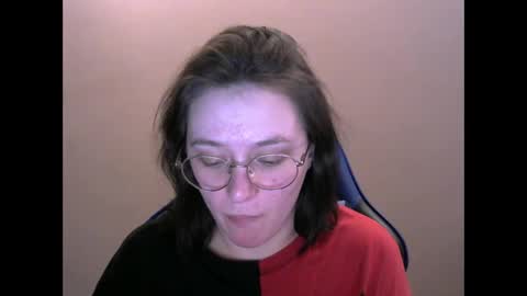 Snapshot of zara_golden chatting on 02-19-25, 10:23 chaturcum online show from 02-19-25, 10:23