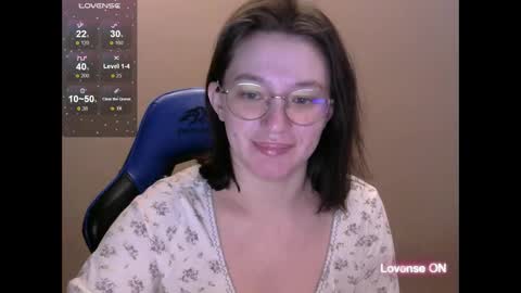 Snapshot of zara_golden chatting on 03-04-25, 02:17 chaturcum online show from 03-04-25, 02:17