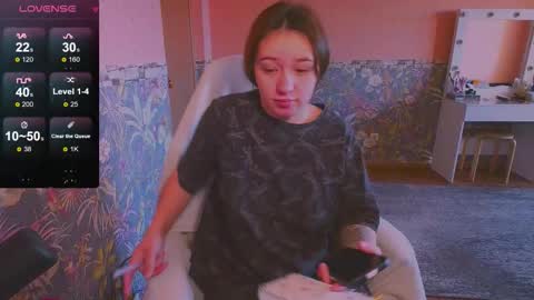 Snapshot of zara_golden chatting on 09-29-25, 02:27 chaturcum online show from 09-29-25, 02:27