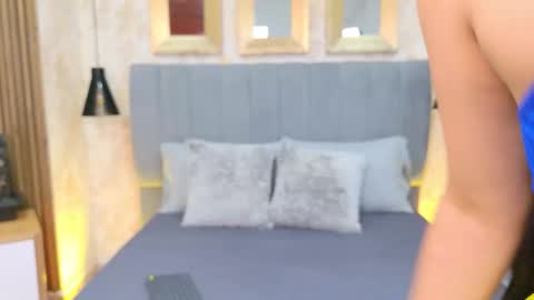 Snapshot of zara_poncebgb chatting on 10-22-25, 12:27 Camila Garcia online show from 10-22-25, 12:27