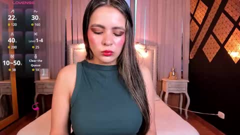 Snapshot of zara_smtih chatting on 10-01-25, 11:05 zara_smtih online show from 10-01-25, 11:05