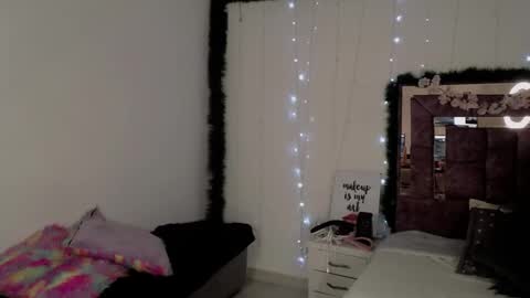 Snapshot of zaracollinx chatting on 12-13-24, 12:31 Zara online show from 12-13-24, 12:31