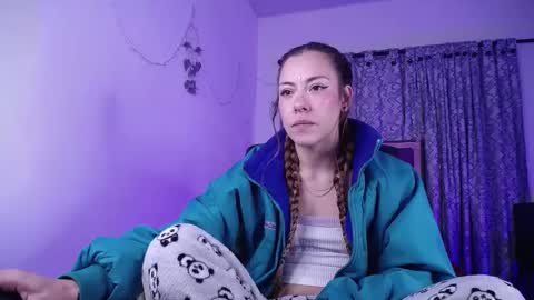 Snapshot of zaracollinx chatting on 03-08-25, 05:38 Zara online show from 03-08-25, 05:38