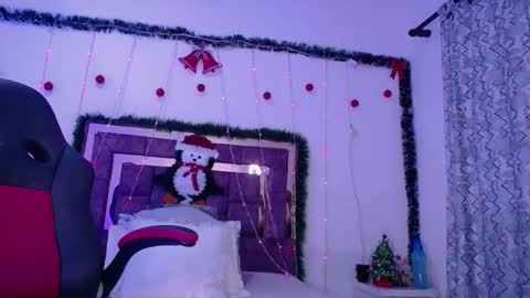 Snapshot of zaracollinx chatting on 12-05-25, 05:16 Zara online show from 12-05-25, 05:16