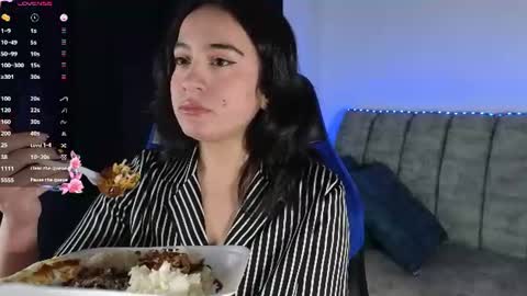 Snapshot of zaradames_ chatting on 06-11-26, 04:54 zaradames_ online show from 06-11-26, 04:54