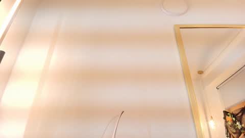 Zarah Andrews online show from 10-14-25, 12:17