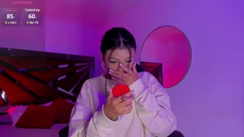 Zara Lim  online show from 01-26-25, 12:01