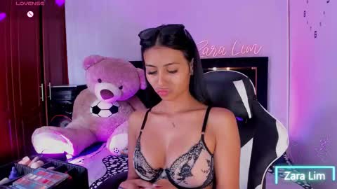 Zara Lim  online show from 09-27-25, 07:52