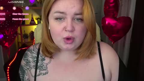 Snapshot of zarareign_ chatting on 02-21-25, 09:22 Lola online show from 02-21-25, 09:22