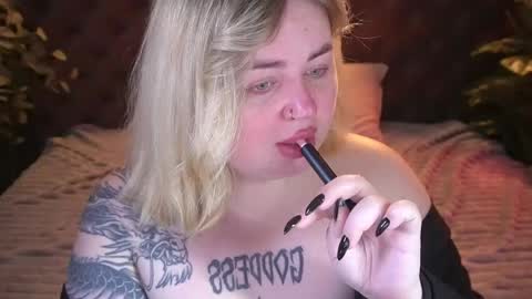 Lola online show from 04-23-26, 08:22