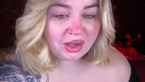 Lola online show from 04-30-26, 08:04
