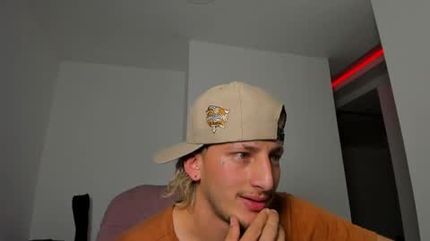 Snapshot of zarcoox chatting on 04-06-26, 04:46 Zarcoo online show from 04-06-26, 04:46