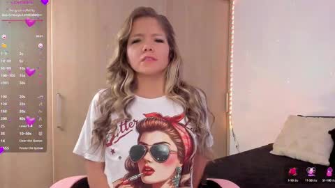 Mia online show from 03-12-25, 10:16