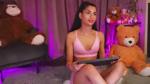 zariaavera online show from 05-16-26, 12:29