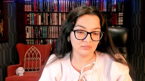 Zarifa online show from 11-16-25, 10:43