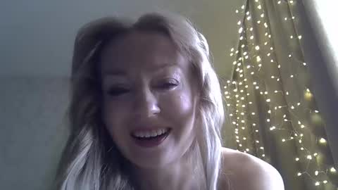 Zarina Swift online show from 12-21-25, 07:37