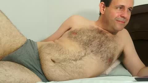 Snapshot of zasss40 chatting on 02-20-25, 05:44 Alex online show from 02-20-25, 05:44