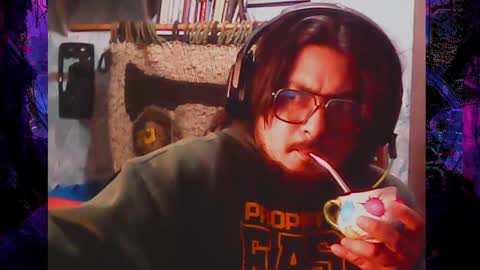 Snapshot of zatiro992 chatting on 03-26-26, 05:24 Zatth online show from 03-26-26, 05:24