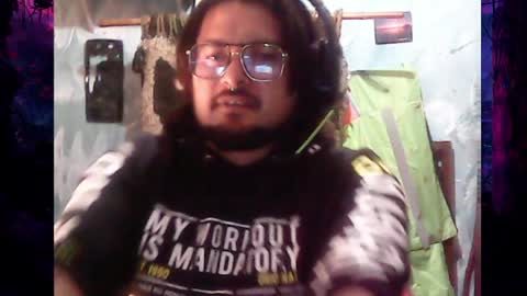 Snapshot of zatiro992 chatting on 03-27-26, 03:01 Zatth online show from 03-27-26, 03:01