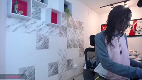 Snapshot of zaya_smith chatting on 12-31-24, 04:49 Zaya online show from 12-31-24, 04:49