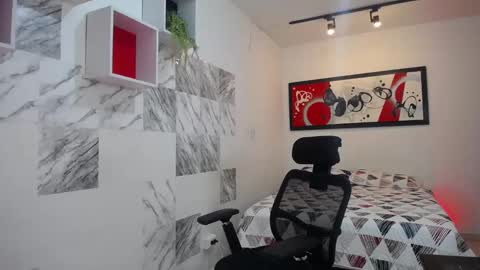 Snapshot of zaya_smith chatting on 01-17-25, 09:39 Zaya online show from 01-17-25, 09:39