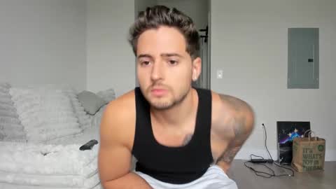 Snapshot of zaylanez chatting on 11-05-25, 06:41 Zay lanez online show from 11-05-25, 06:41