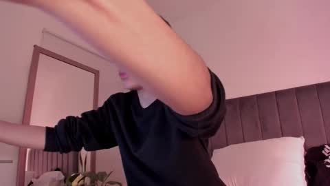 Hii im Zay.                 I save money for education. PVT Open. online show from 02-23-26, 04:10