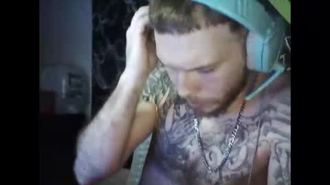 zdaddy9827 online show from 02-19-25, 01:08